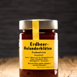 Erdbeer-Holunderblüten